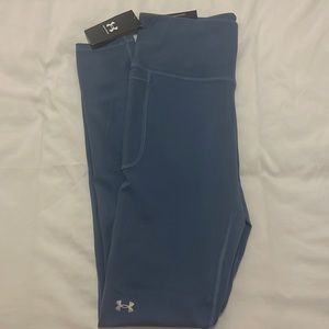 NWT Periwinkle Blue underarmor Women’s Leggings